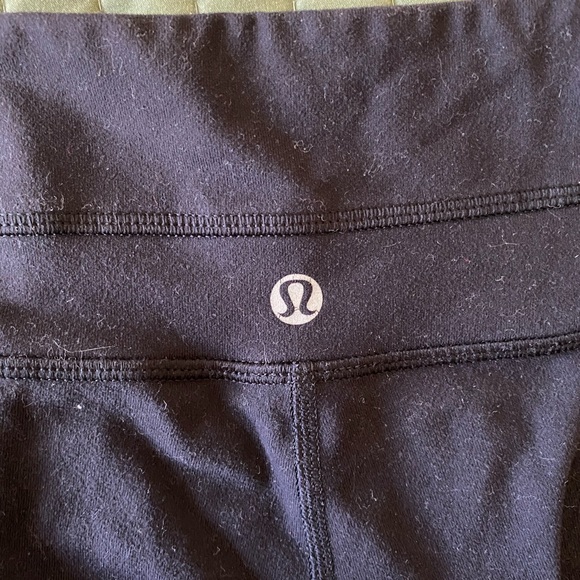 Lululemon yoga pants - Picture 2 of 6